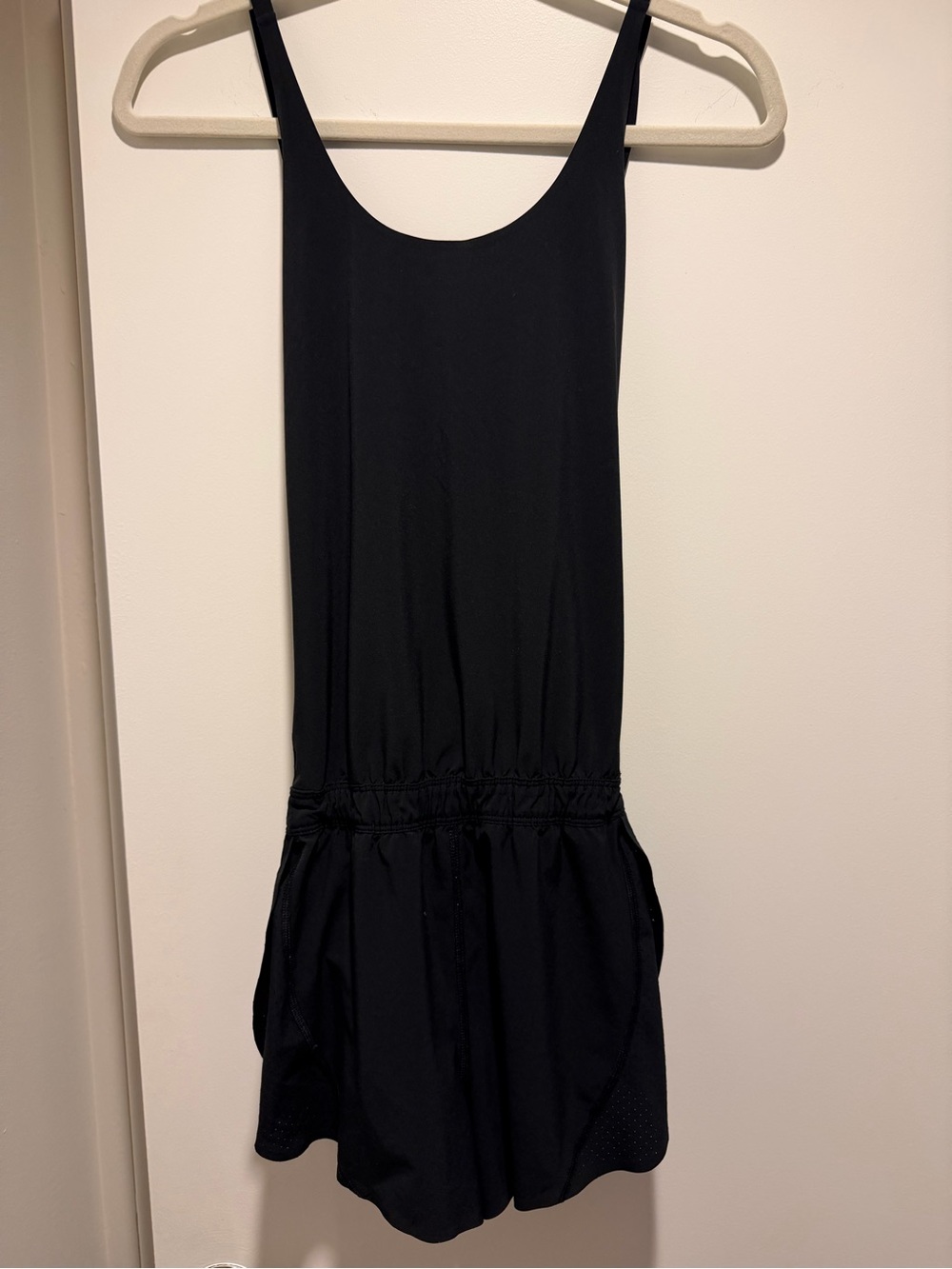 Athleta Run With It Romper. Black. Size S